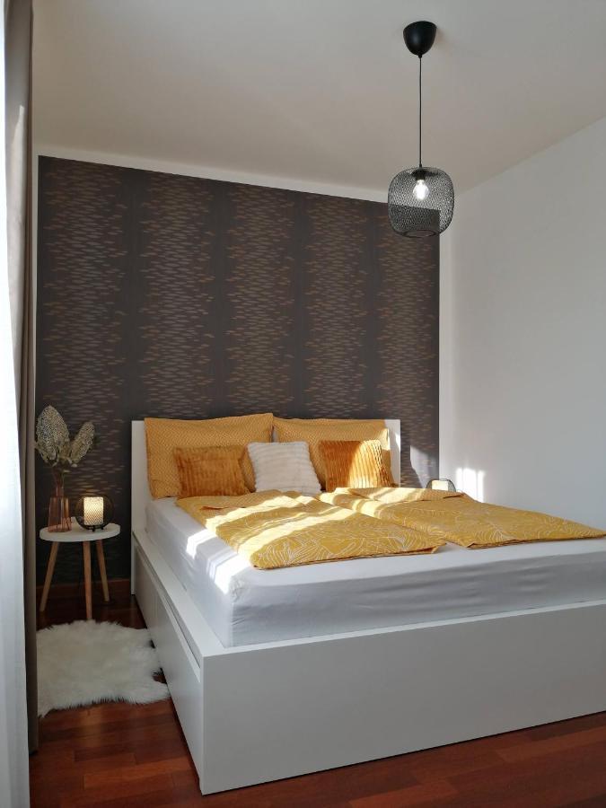 Apartment Iva Šilo Esterno foto