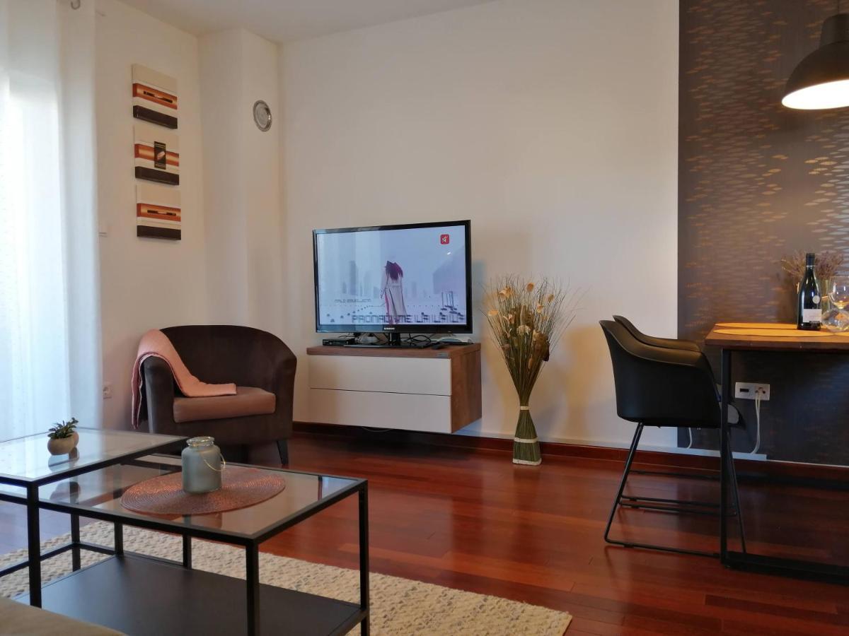 Apartment Iva Šilo Esterno foto